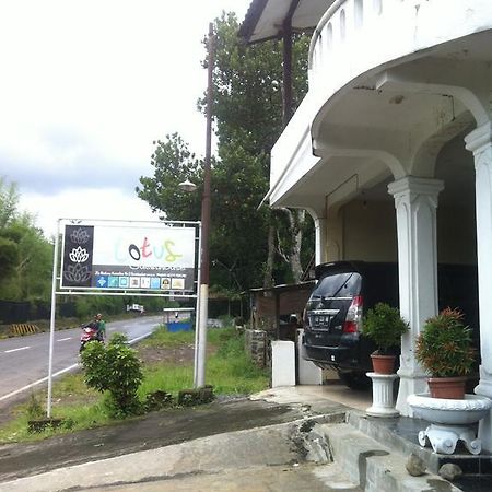 Oyo 1782 Lotus Residence Magelang Exterior photo